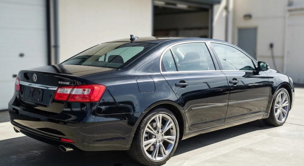 Expert car detailing service in the Northern Beaches, showcasing a meticulously cleaned and polished vehicle